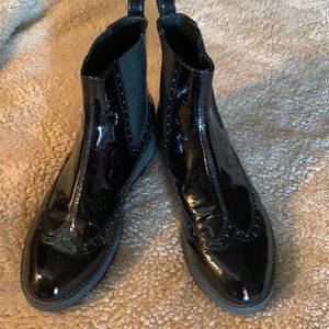 Geox Respira patent leather Chelsea boots, sz 38